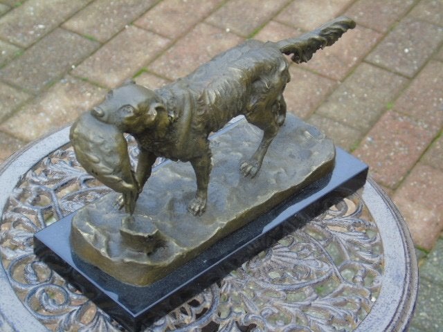 jachthond en zijn wild in brons gesigneerd, MENE, Antiek en Kunst, Ophalen of Verzenden, Brons