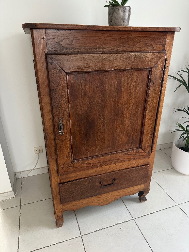 Antieke kast, Ophalen