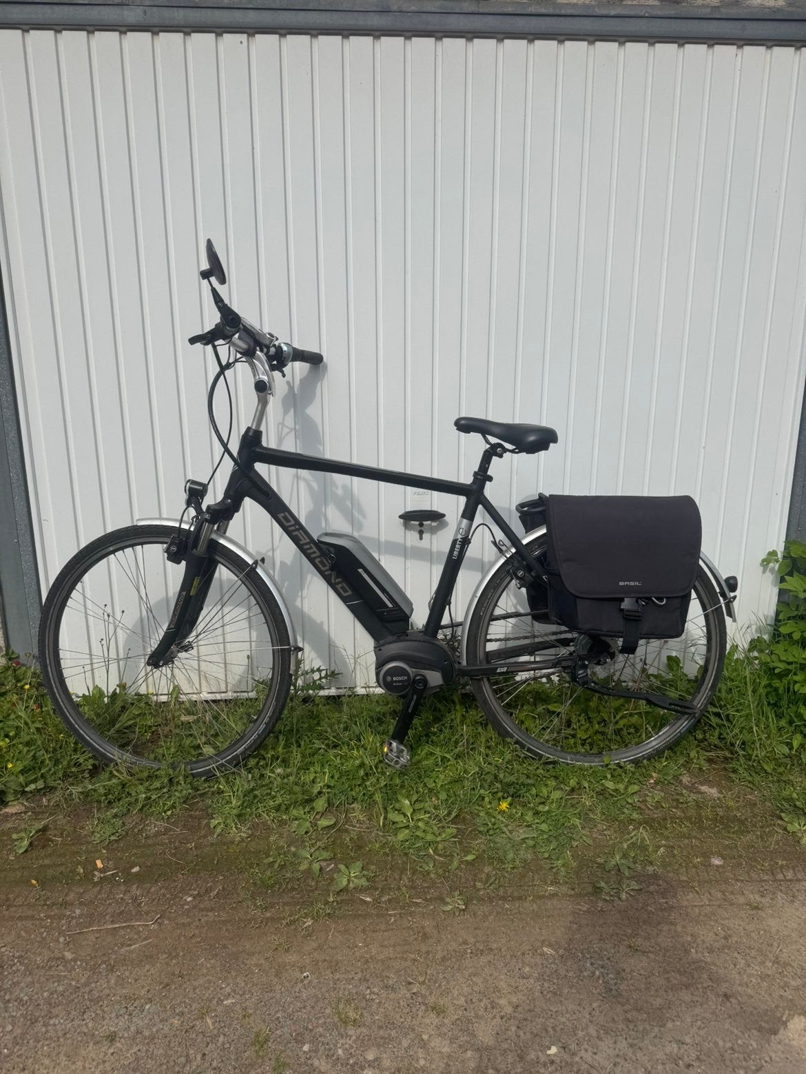 VÉLO ÉLECTRIQUE DIAMOND AVEC MOTEUR CENTRAL BOSCH, Enlèvement, Comme neuf