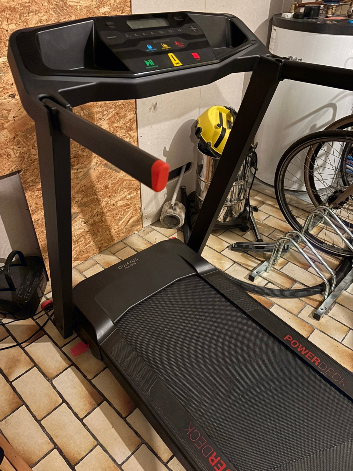 Tapis de course Domyos Run 100, Sports & Fitness, Jambes, Tapis roulant, Enlèvement, Utilisé