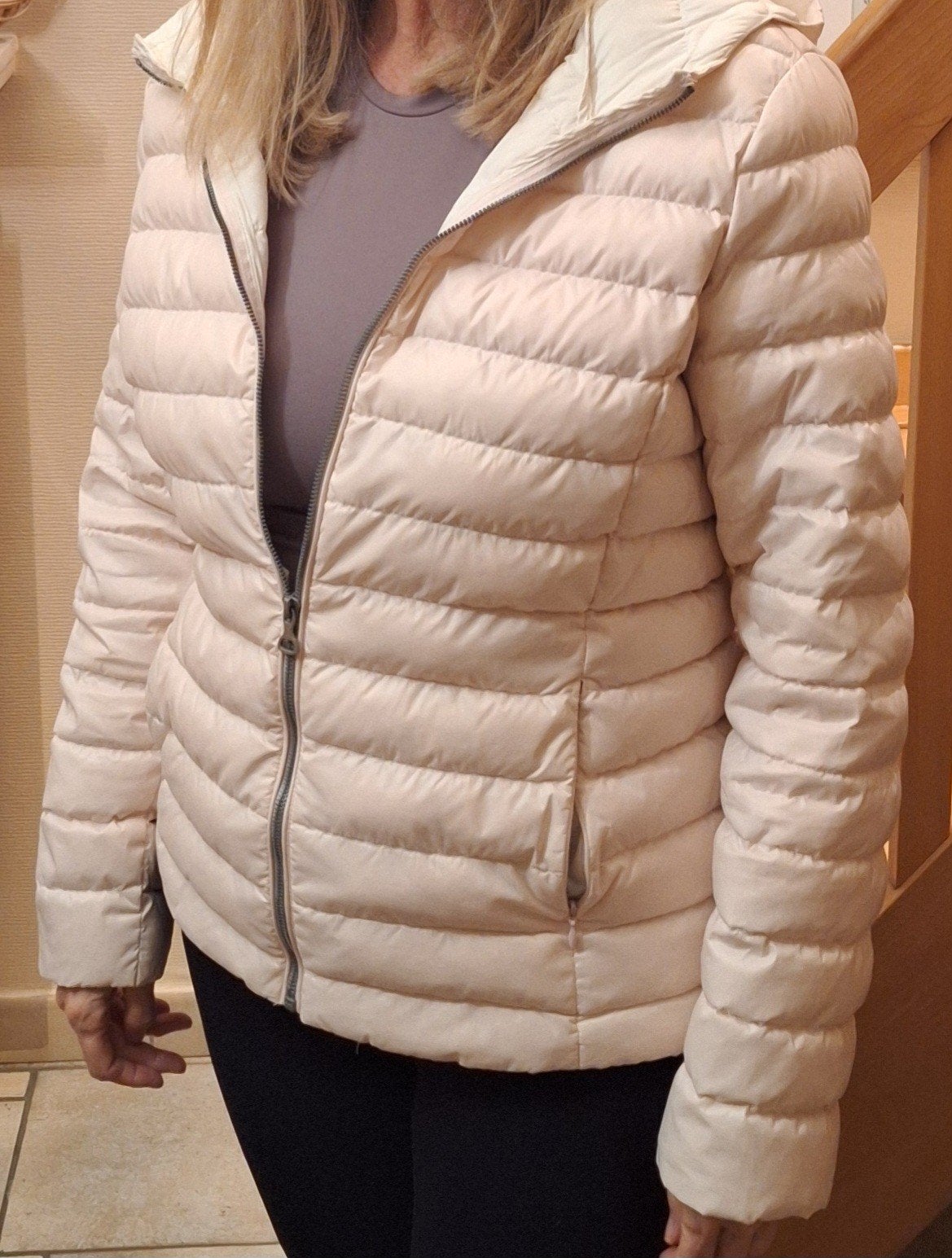 Doudoune rose clair. Taille 38. Comme neuf., Vêtements | Femmes, Enlèvement, Taille 38/40 (M), Rose