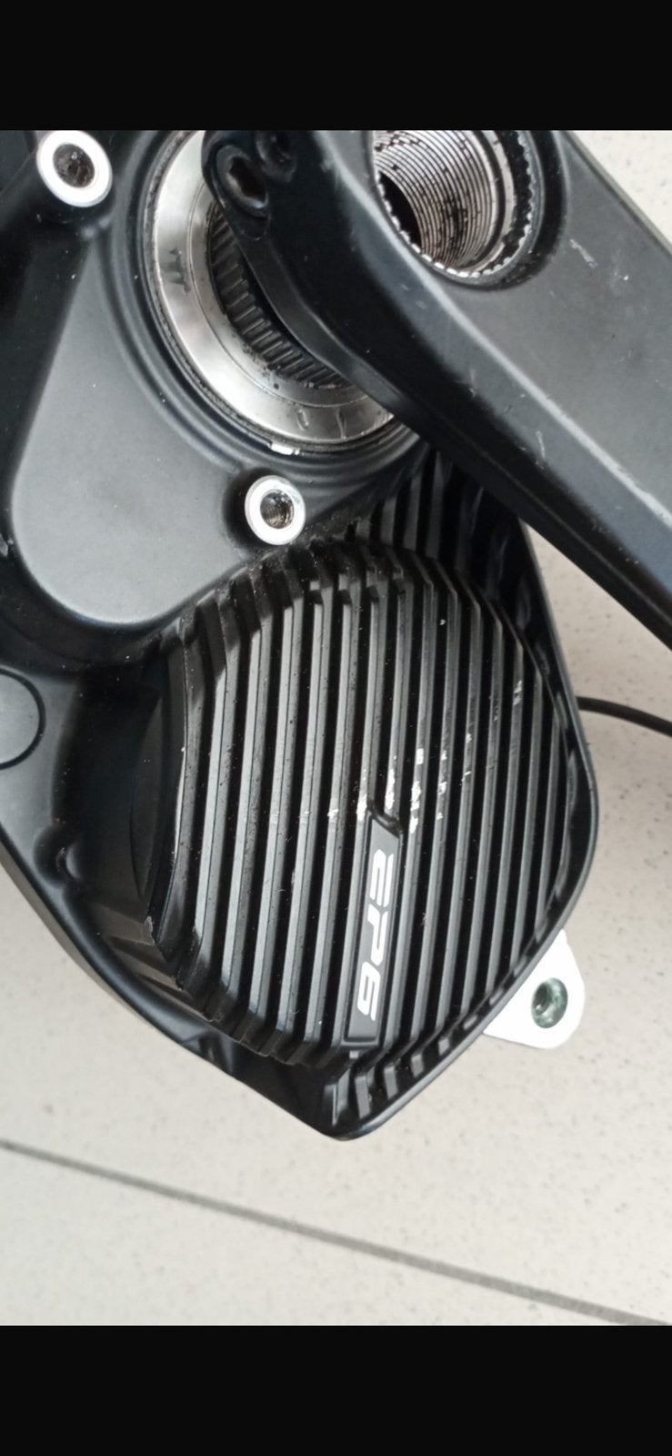 E bike voor wiel en nog 2 middel motor, Bedrijf