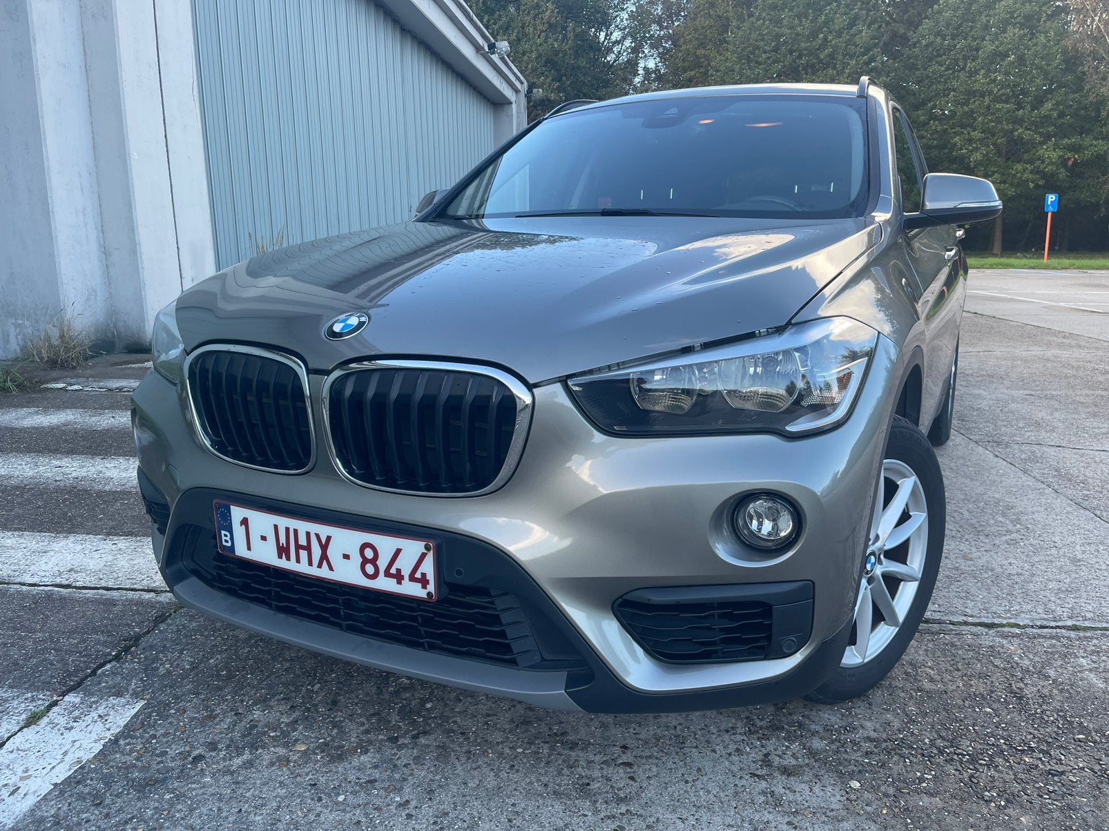 X1 Sdrive 1.8i 71000km/AIRCO!!!!!!, Auto's, Stof, 4 cilinders, Bedrijf, Parkeersensor