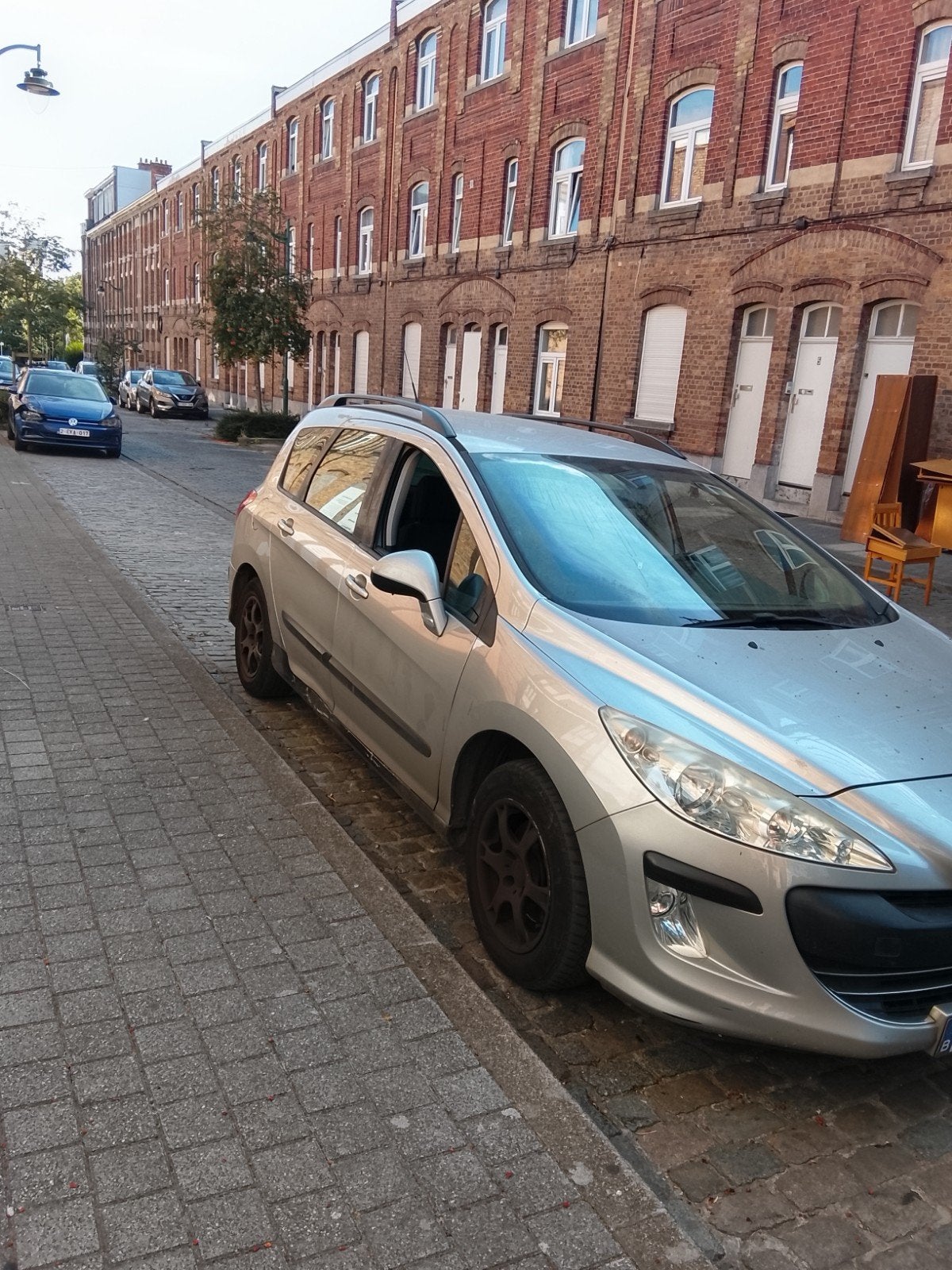voiture, Autos, Argent ou Gris, Achat, Boîte manuelle, Noir