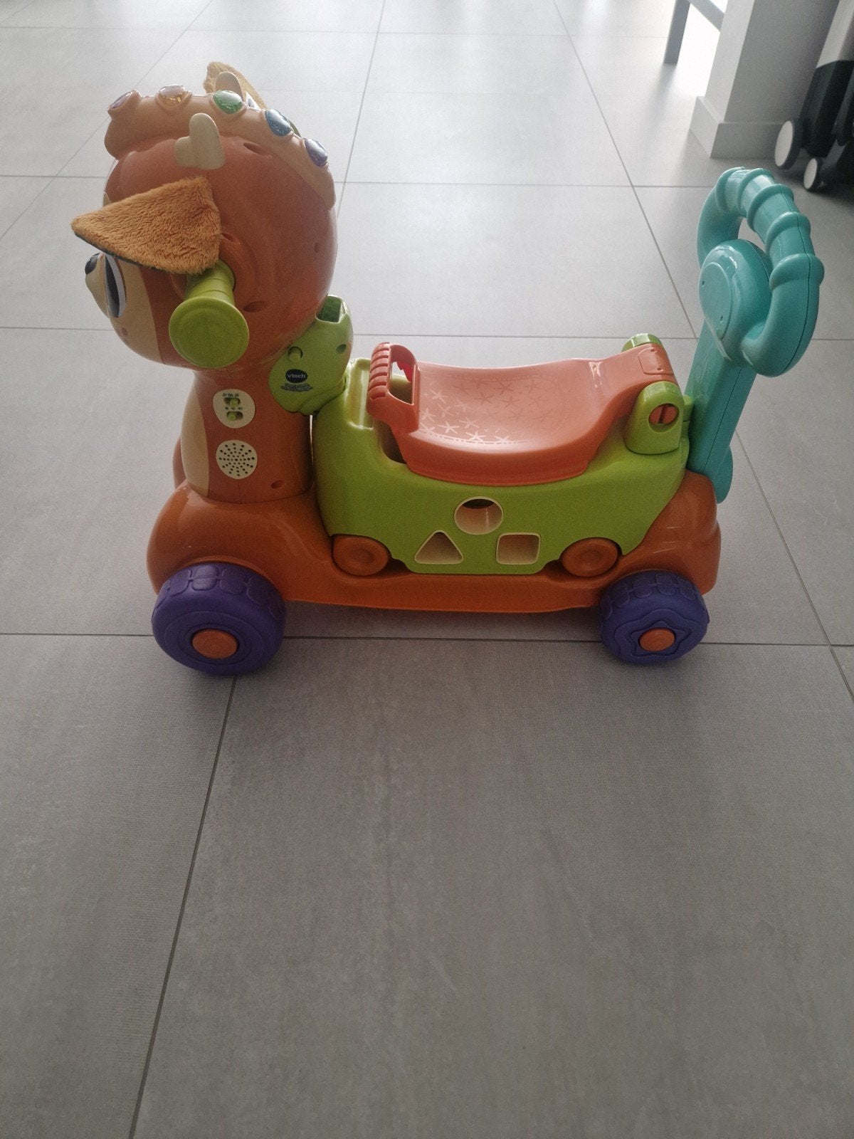 v tech hoefje hert 4 in 1 loopwagen, Kinderen en Baby's, Ophalen, Zo goed als nieuw, 6 maanden tot 2 jaar