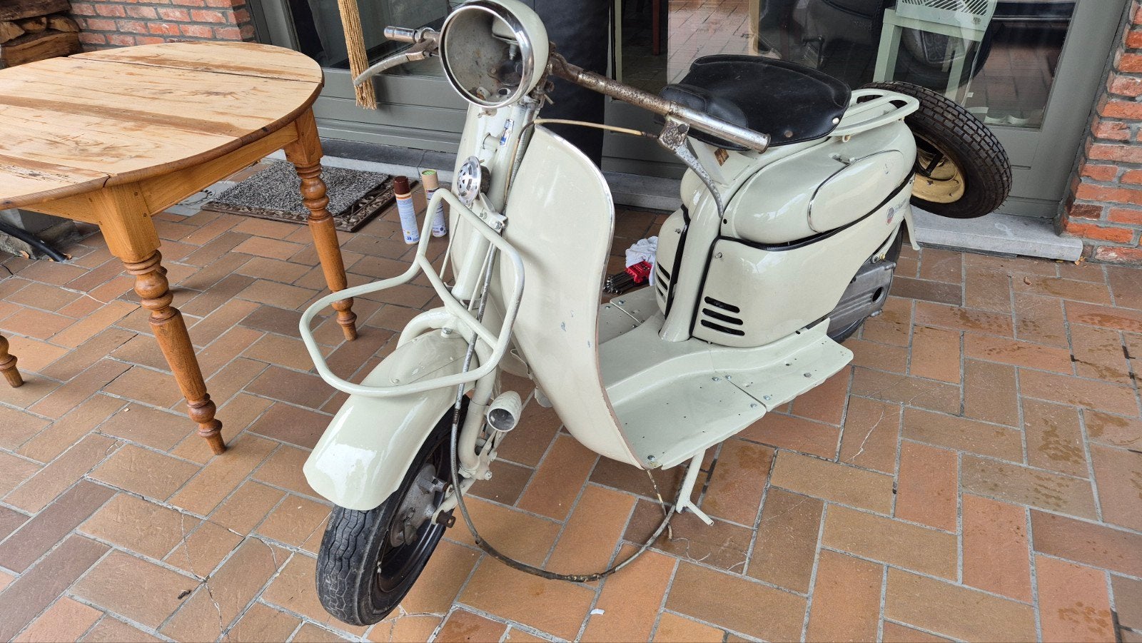 RECHERCHE pièces Moby scooter, Motos, Scooter