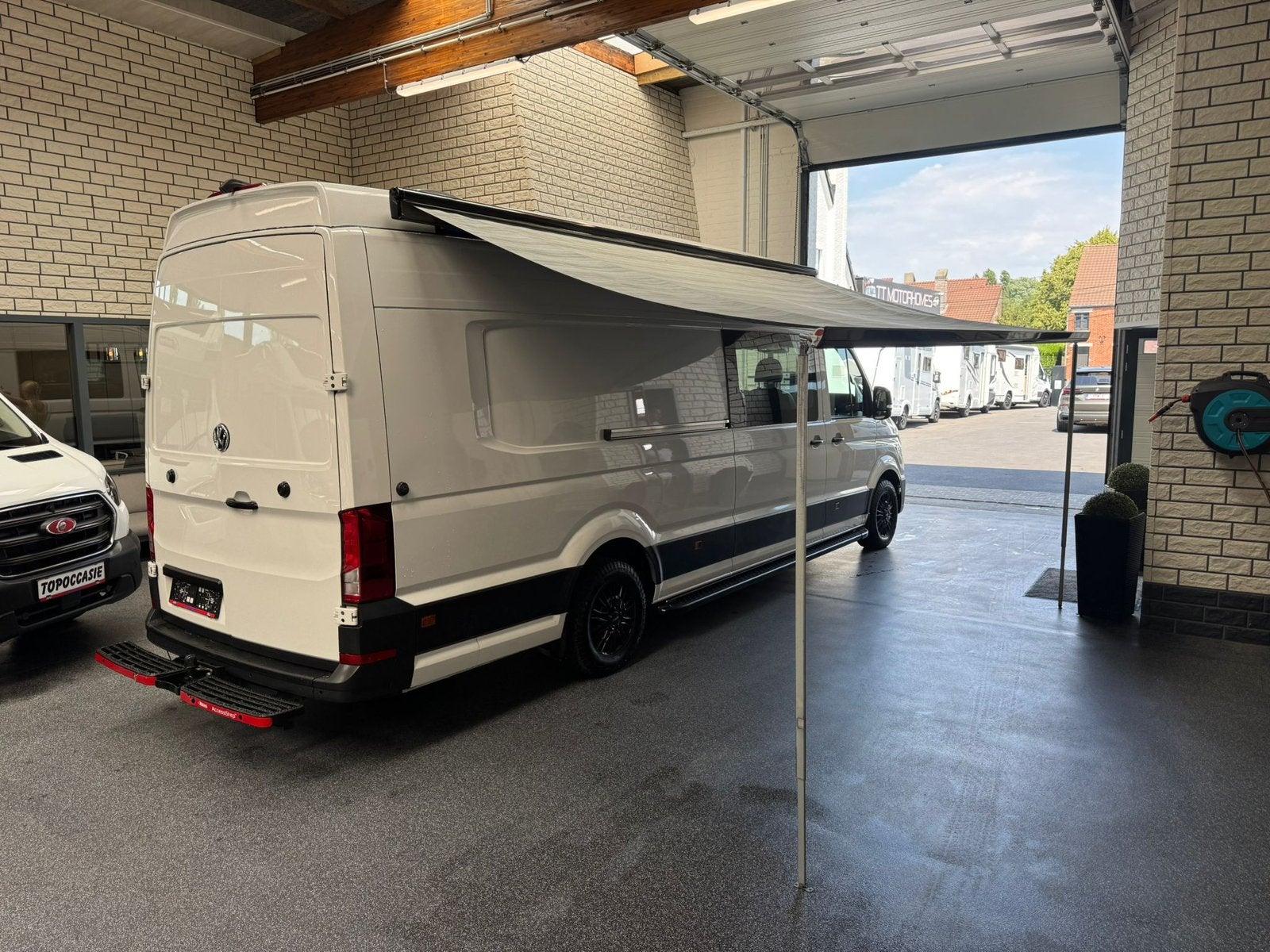 Volkswagen Crafter TBS Conversions, Automaat, Buscamper of Camperbus, Ringverwarming, Volkswagen