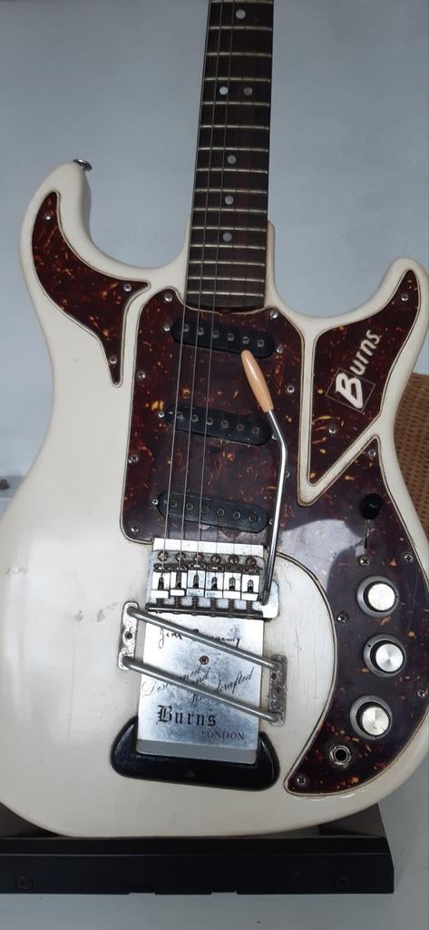 Burns Gitaar Hank Marvin   1964, Musique & Instruments, Instruments à corde | Guitares | Électriques, Enlèvement