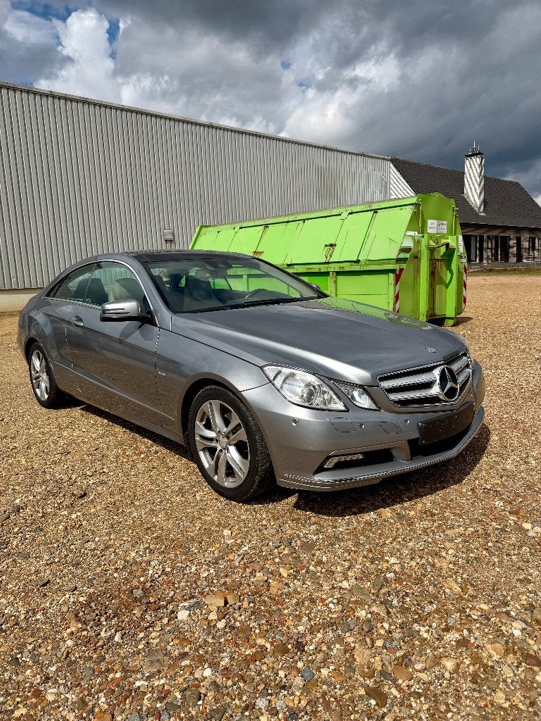 Mercedes E220 Coupé, Cuir, Achat, Beige, Entreprise