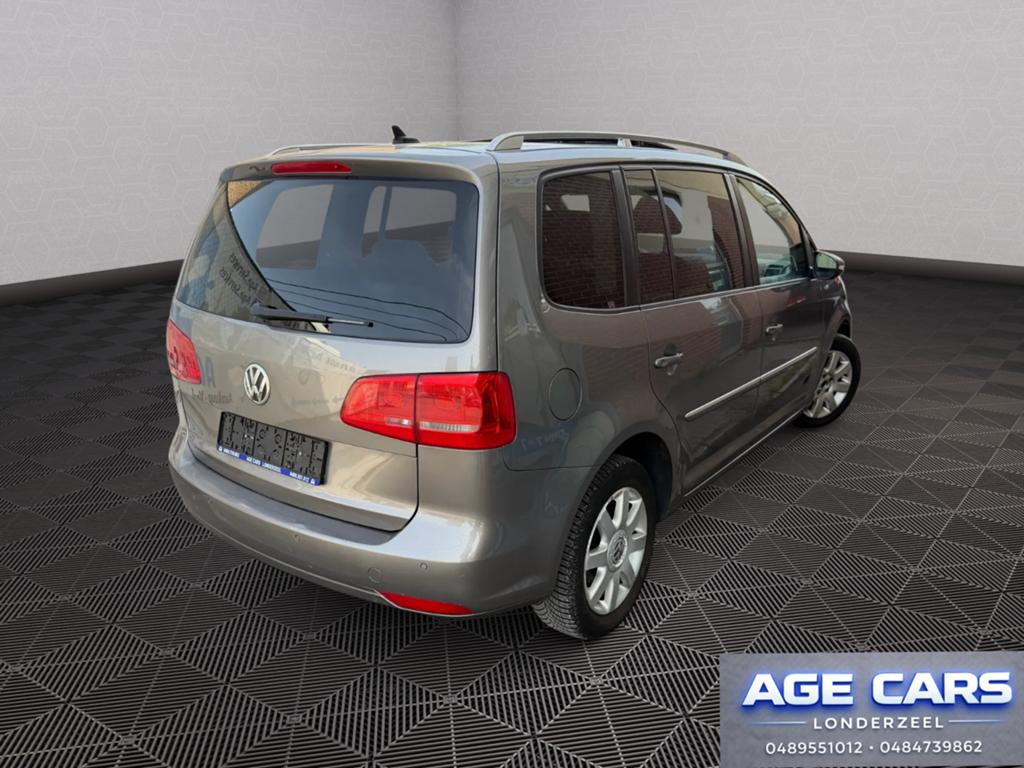7 places Volkswagen Touran 1.4 TSI essence boîte automatique, Achat, Entreprise, Feux de virage, Alcantara
