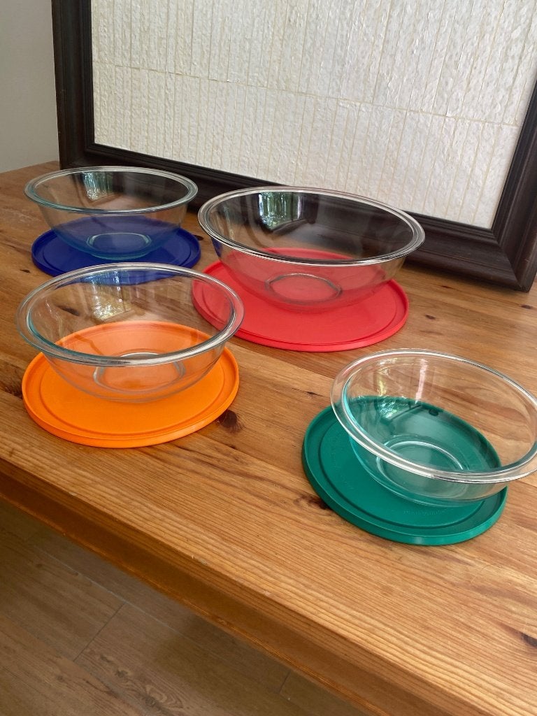 Pyrex Glazen Meng-/Kookkommenset met Bijpassende Deksels, Huis en Inrichting, Ophalen, Zo goed als nieuw