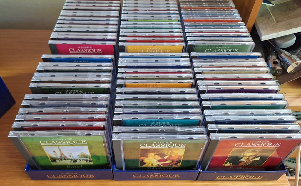 Set van 77 cd s klassieke muziek. Made in france, Ophalen