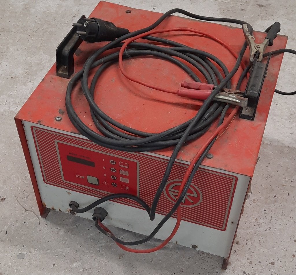 chargeur de batterie intelligent 12V 30A, Autos : Pièces & Accessoires, Utilisé