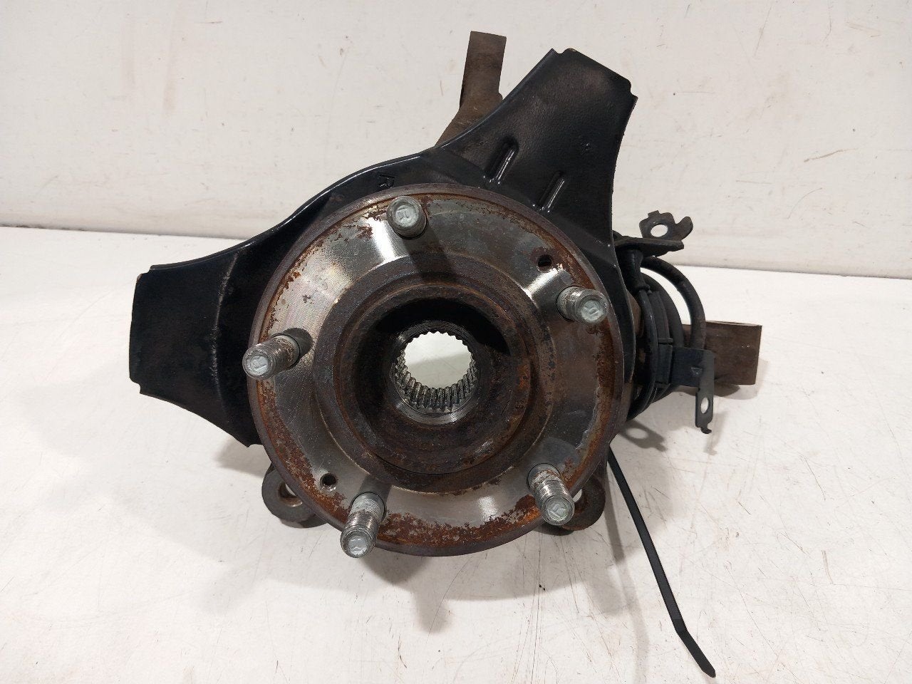 Wielnaaf rechts voor Kia Optima, Onderdelen@venauto.nl, Van der Ven Autorecycling B.V., Ettenseweg 76, 4706 PB Roosendaal, The Netherlands