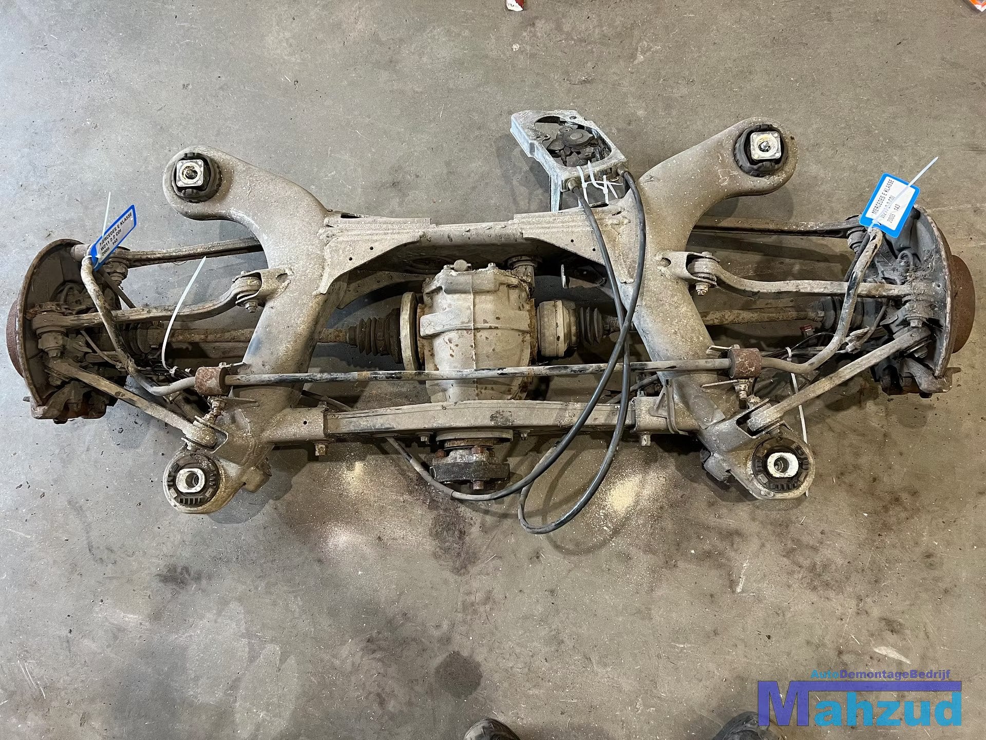 MERCEDES E KLASSE W211 Achteras compleet, Auto-onderdelen, Gebruikt, Mercedes-Benz AG, Mercedes-Benz, Mercedesstrasse 120
70372  Stuttgart, DE
