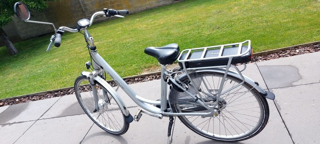 Elektrische fiets, 47 tot 51 cm, Ophalen, Zo goed als nieuw, Minder dan 30 km per accu