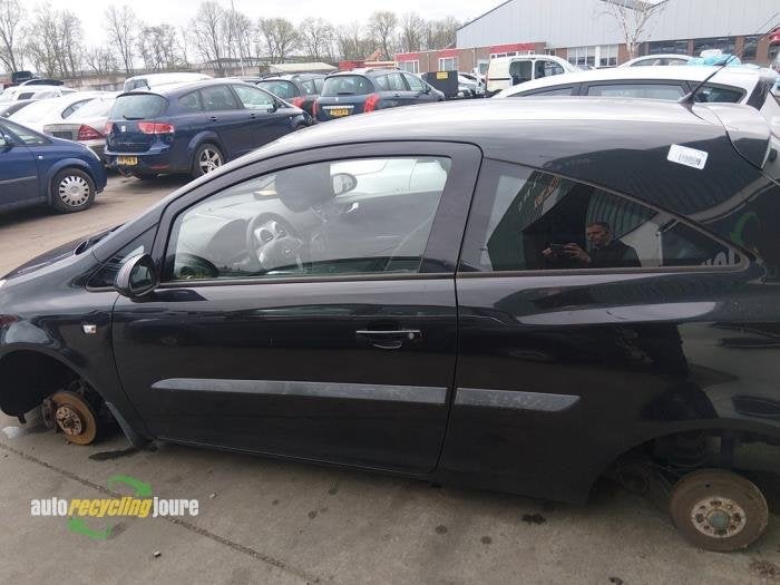 Portière 2portes gauche d'un Opel Corsa (Z20R), Autos : Pièces & Accessoires, -, -, Opel, 3 mois de garantie