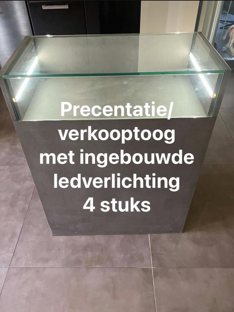 verkooptogen /presentatie togen, Ophalen of Verzenden, Nieuw zonder verpakking