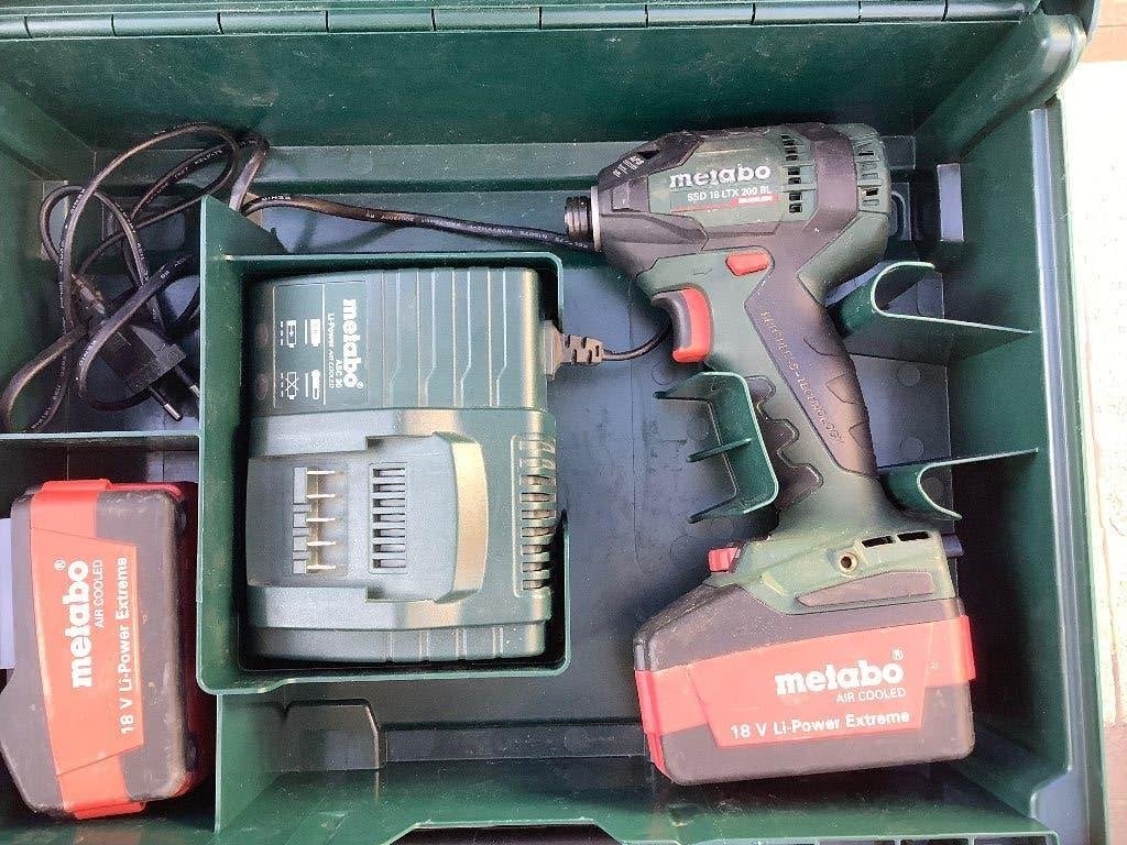 Metabo slagschroevendraaier, Ophalen, Zo goed als nieuw, Schroevendraaier