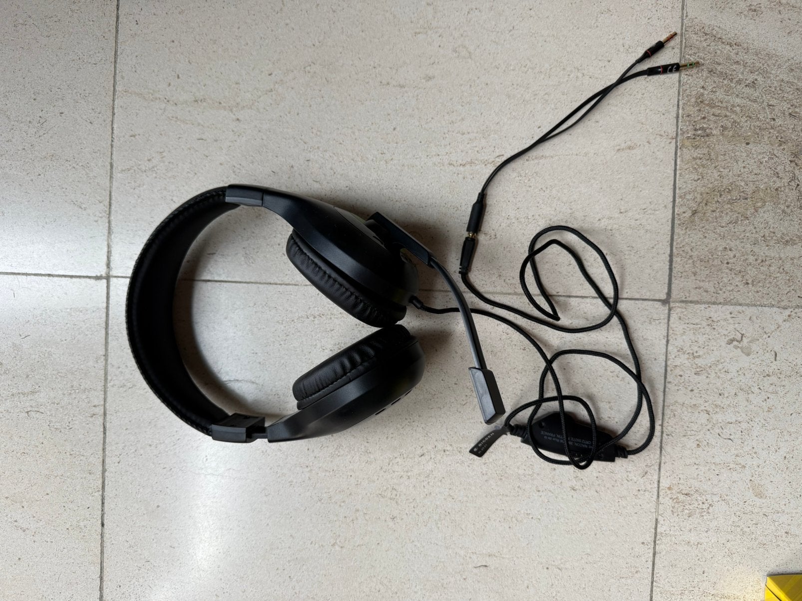 Bekabelde hoofdtelefoon met micro (headset), Computers en Software, Headsets, Ophalen of Verzenden, Zo goed als nieuw