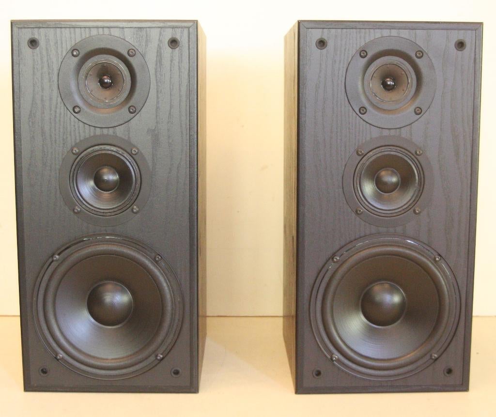 Jamo Studio 130 Speakers / 105 Watt / 4-8 Ohm / 3-Way System, TV, Hi-fi & Vidéo, Enceintes, Comme neuf, Haut-parleurs Frontaux, Arrière ou Stéréo