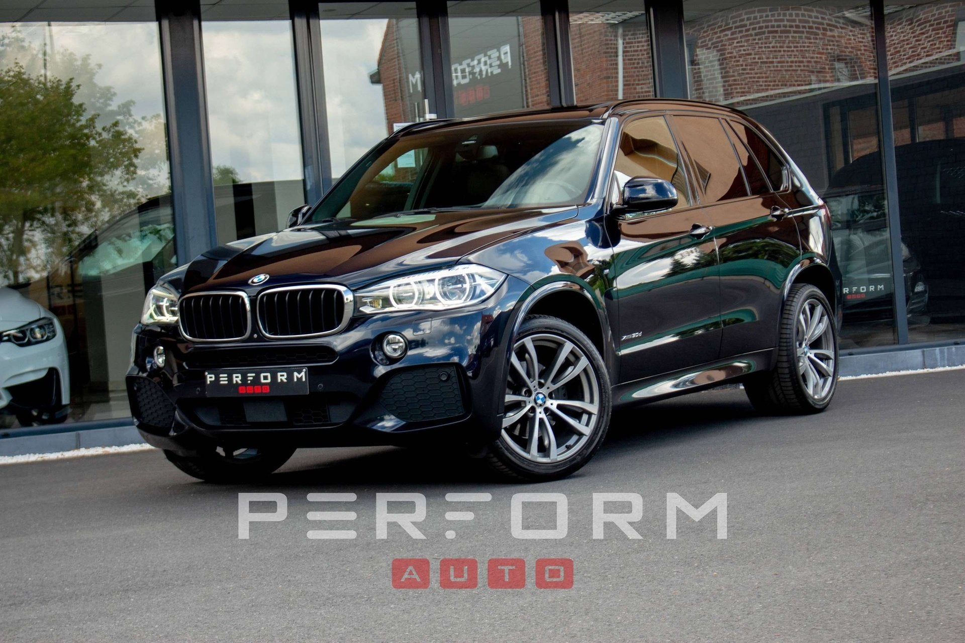 BMW X5 3.0d*M-PACK*PANO*360°*ACC*FULL FULL*, Automaat, Dealer onderhouden, https://public.car-pass.be/vhr/39c0e35c-f22e-47aa-ac83-52d7b034b5e3