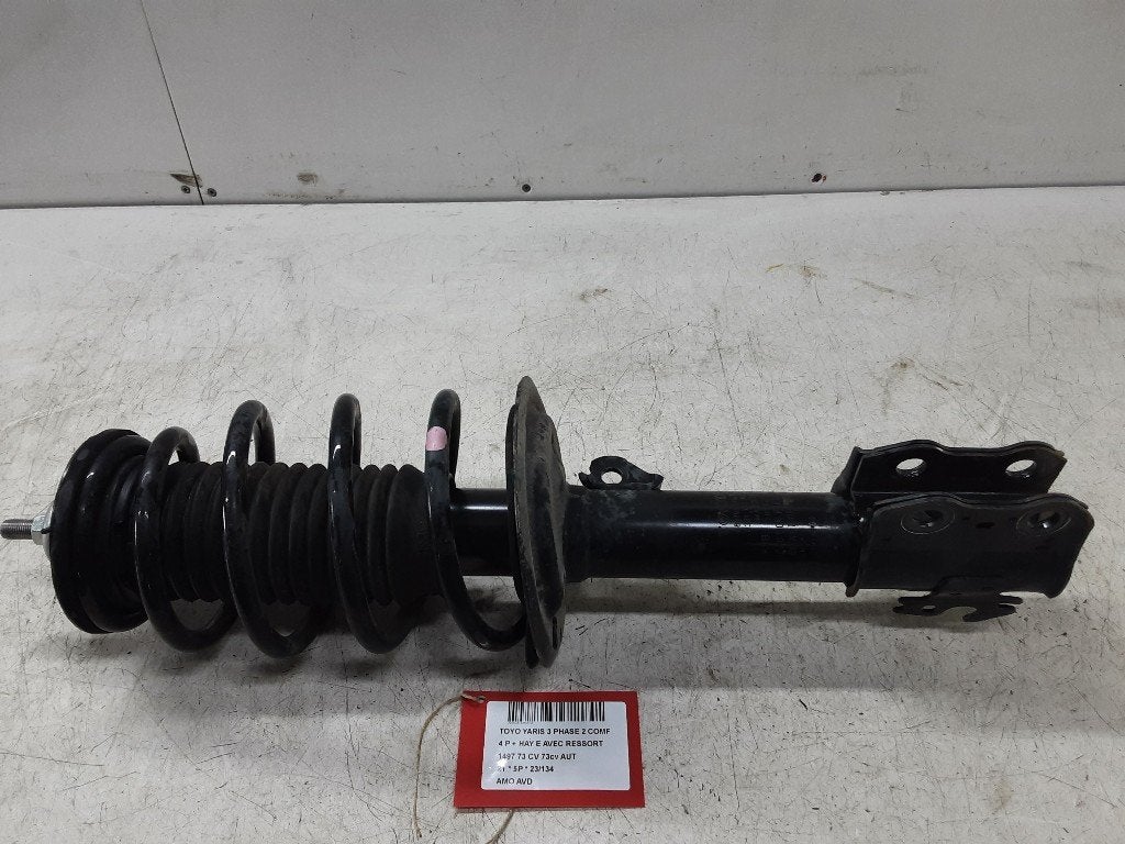 AMORTISSEUR OU ABSORBEUR DE CHOC AVANT DROIT (48510-ODE62), Mevr. I. Hauben, Toyota, Utilisé, Rue de l'Espoir 34 34
4030  GRIVEGNÉE, BE