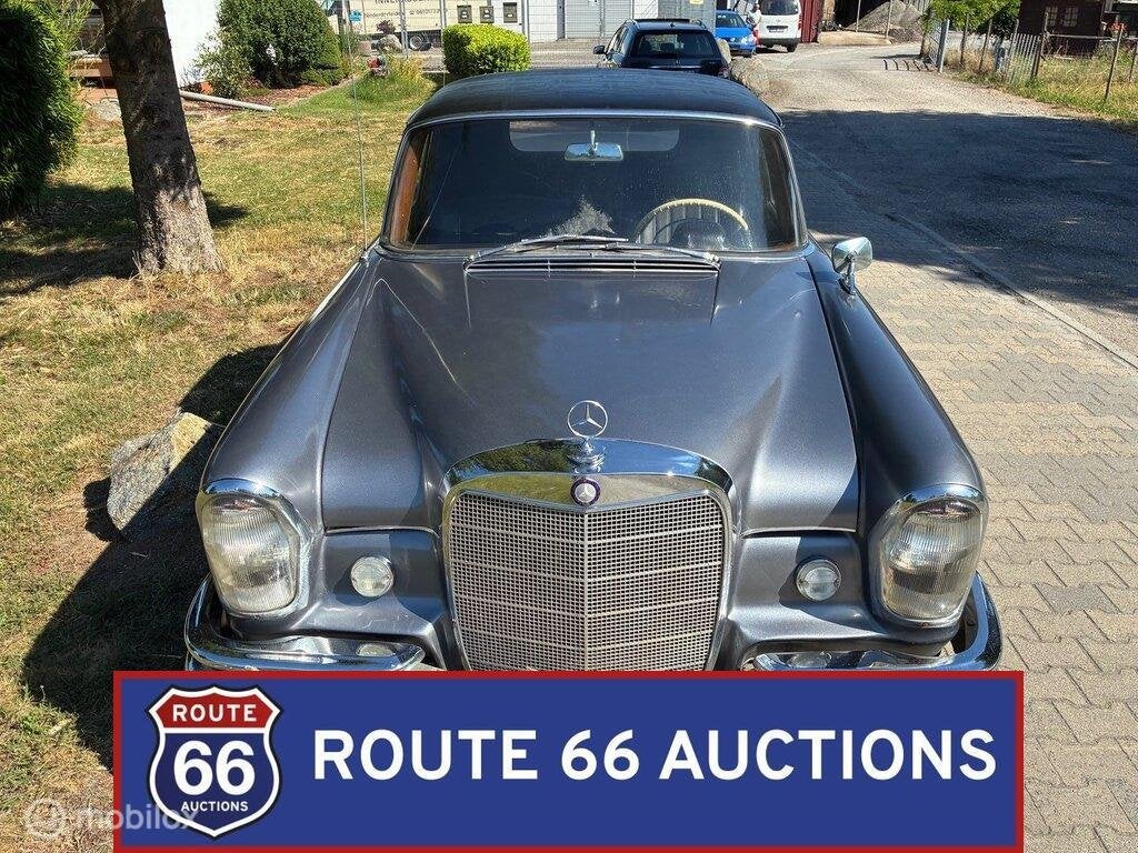 Mercedes-Benz 220 SE | 1963 | Route 66 Auctions, Zwart, Mercedes-Benz, Bedrijf, Handgeschakeld