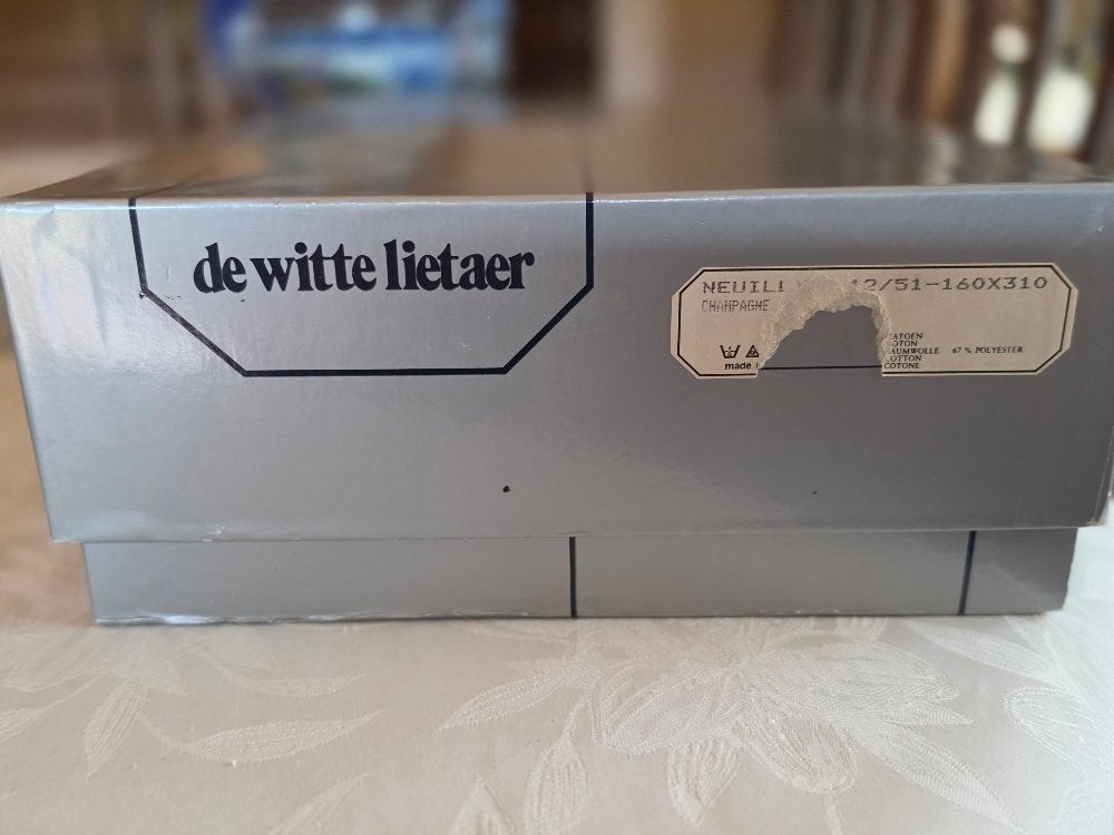 Champagnekleurig tafelkleed, Tafelkleed, Ophalen, Gebruikt, Rechthoek