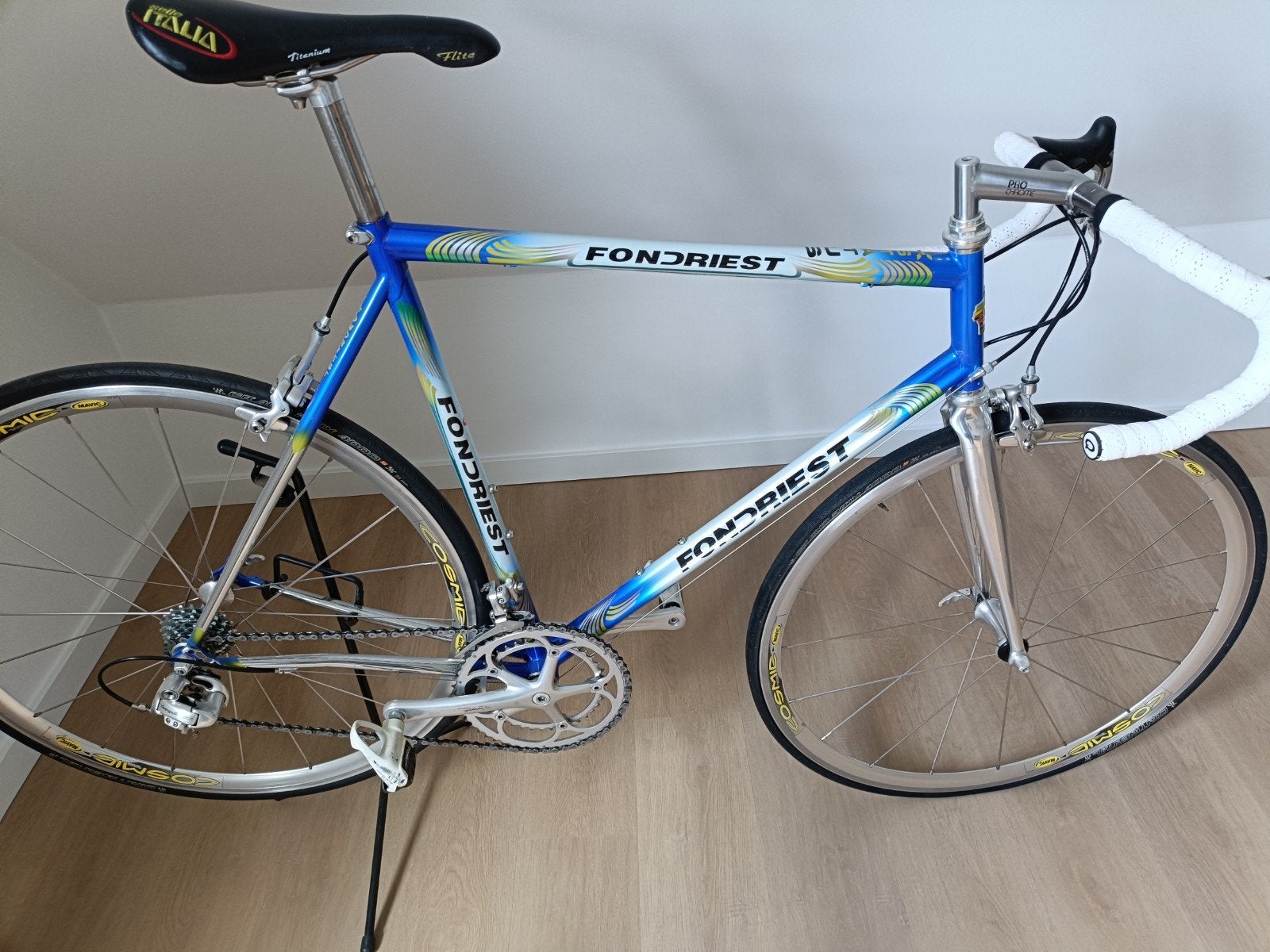 Fondriest (x) Status. Type waar Lance Armstrong (Cofidis), Autres marques, Frein sur jante, Enlèvement, 53 à 57 cm