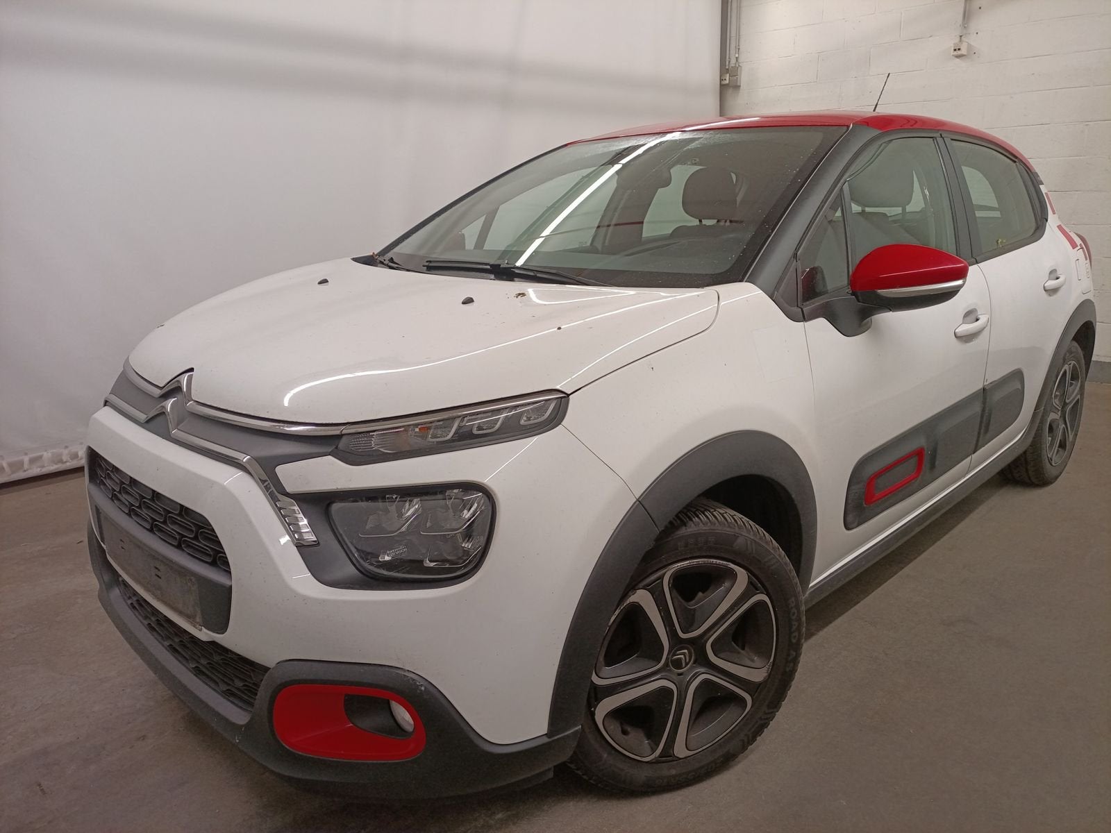 Citroën C3 1.2 MT te koop, Auto's, Citroën, Stof, 1199 cc, Wit, 5 deurs