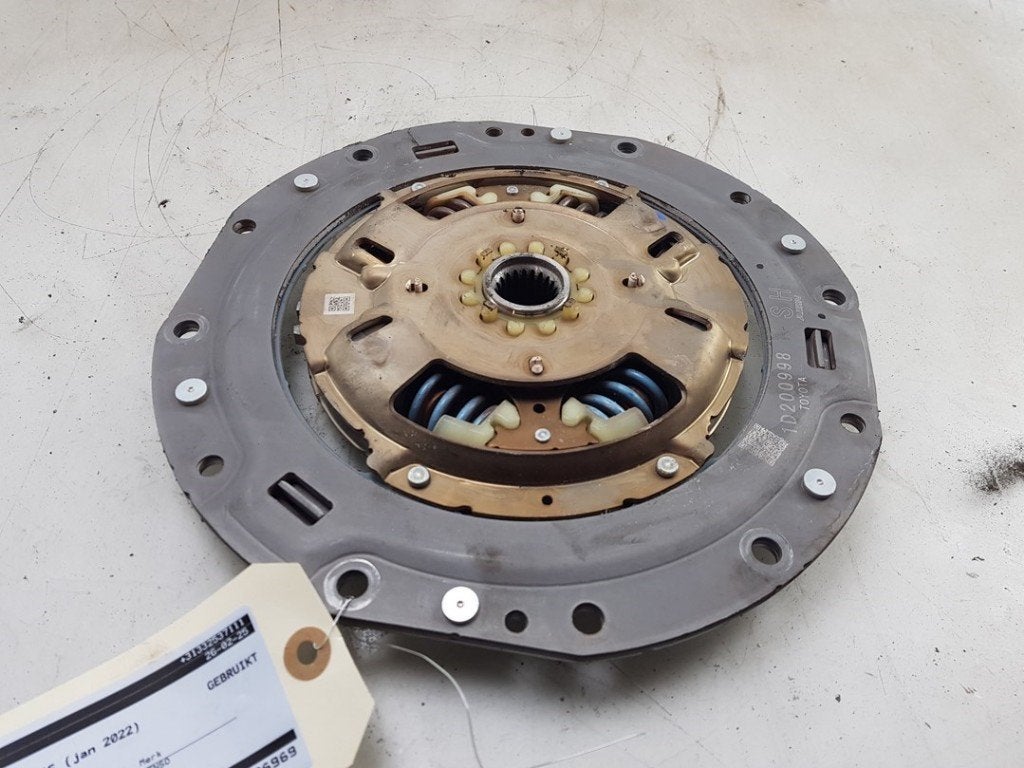 VOLANT MOTEUR Toyota Yaris Cross (PB1 / PJ1) (01-2020/-), Utilisé, Toyota