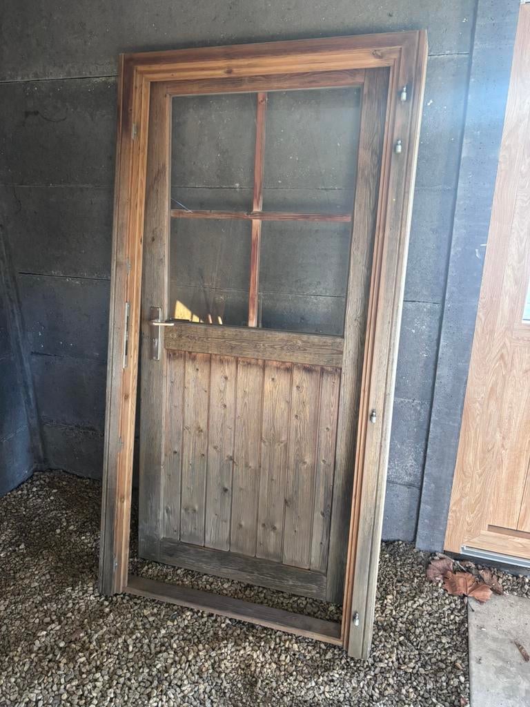 Porte en bois de 1 m de large x 1,95 m de haut, 75 à 150 cm, Chambranle de porte, Enlèvement, Utilisé