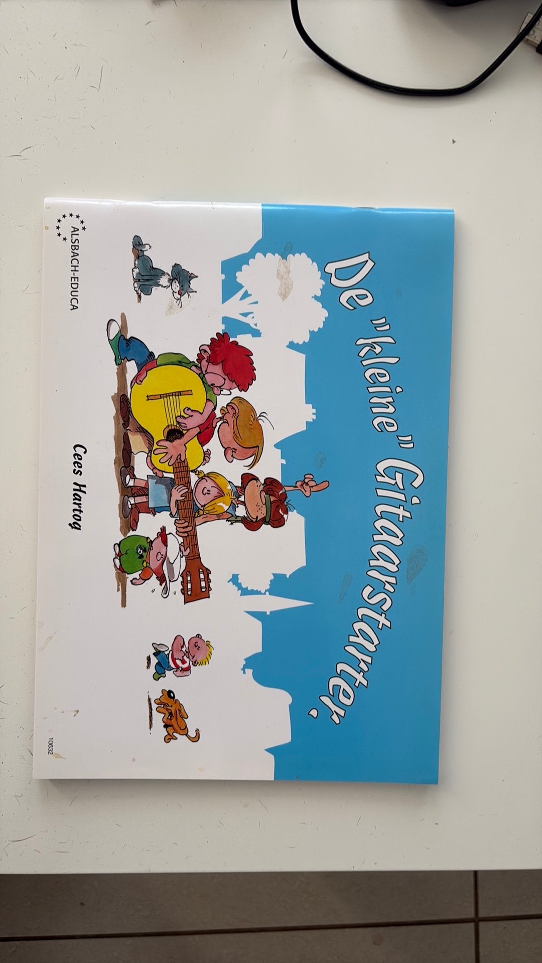 De kleine gitaarstarter - lesboek voor kinderen, Boeken, Muziek, Ophalen, Zo goed als nieuw, Instrument