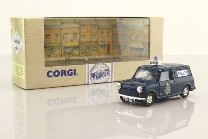 Mini Van Surrey Police Corgi Classic # 96956., Ophalen of Verzenden, Zo goed als nieuw, Auto, Corgi