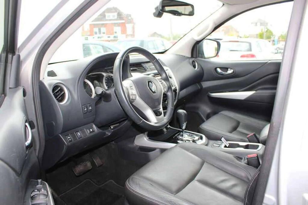 Renault Alaskan 2.3 dCi 4x4 Airco/Cruise Inclusief 3 JAAR ga, Auto's, Renault, Automaat, Gebruikt, 4 cilinders, Bedrijf