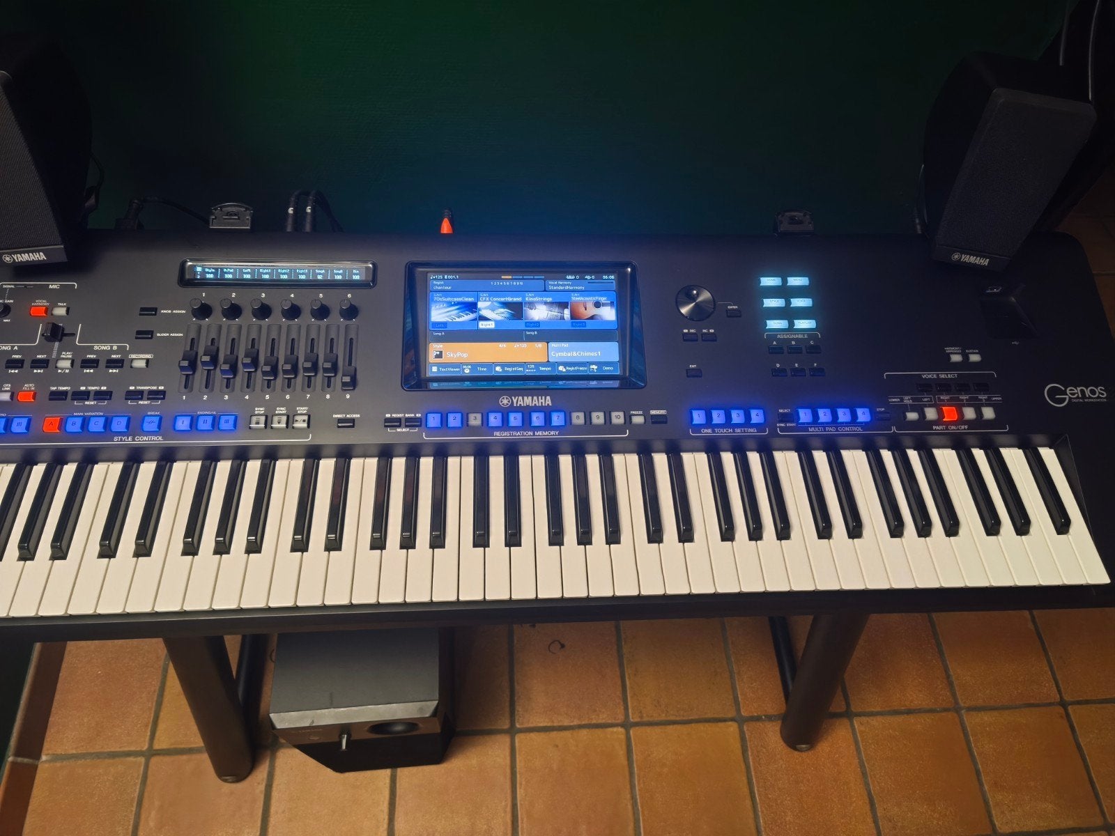 Yamaha genos, Musique & Instruments, Enlèvement, Yamaha