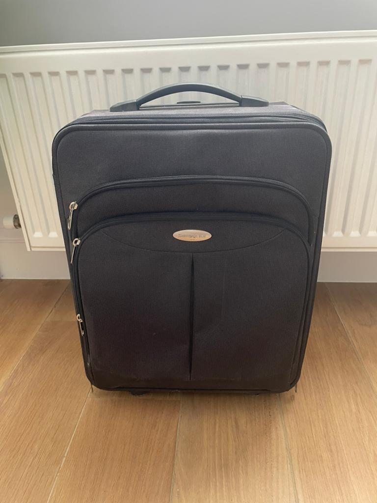 Samsonite Koffer - Zwart, donkergrijs Handbagage formaat, Handtassen en Accessoires, Koffers, Gebruikt, Uitschuifbare handgreep