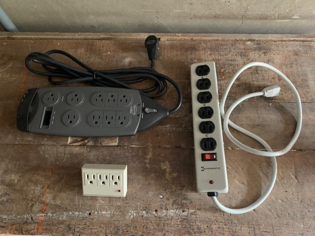 Stekkerdozen (110V) set, Doe-het-zelf en Bouw, Elektriciteit en Kabels, Ophalen, Gebruikt