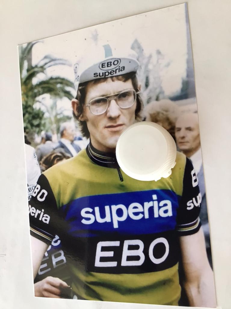 Wielerfoto 1977 team ebo superia ronan de meyer, Verzenden