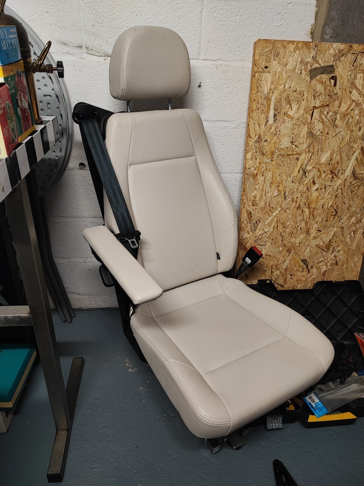VW T6 afneembare stoel, Auto-onderdelen, Interieur en Bekleding, Ophalen, Nieuw, Volkswagen