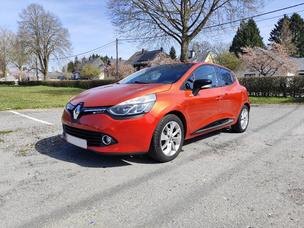 Renault Clio, Autos, Renault, Particulier, Clio, Bluetooth, Diesel, Euro 6, Berline, 5 portes, Boîte manuelle, Rouge, Noir