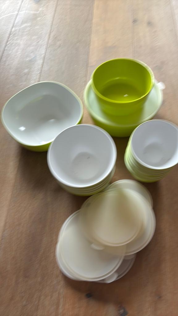 Set van kommetjes oa voor te serveren en bewaren, Ophalen, Zo goed als nieuw