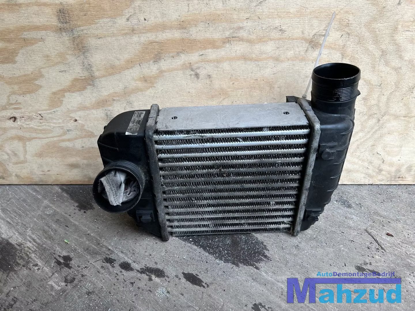 AUDI A6 C6 2.0 tdi intercooler 2004-2011, AUDI AG, Auto-Union-Strasse 1
85045  Ingolstadt, DE, Audi, Utilisé