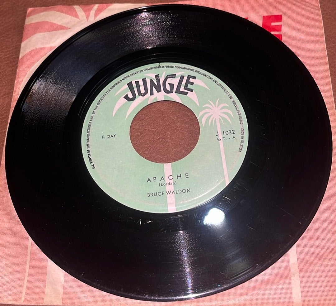 Bruce Waldon ‎– Apache / Lonely Guitar - 7” vinyl single -BE, Ophalen of Verzenden, Gebruikt