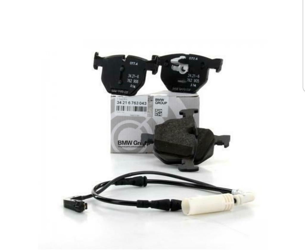 BMW e60 e61 e63 e64.. 34216763043 Achterblokken, Ophalen, BMW