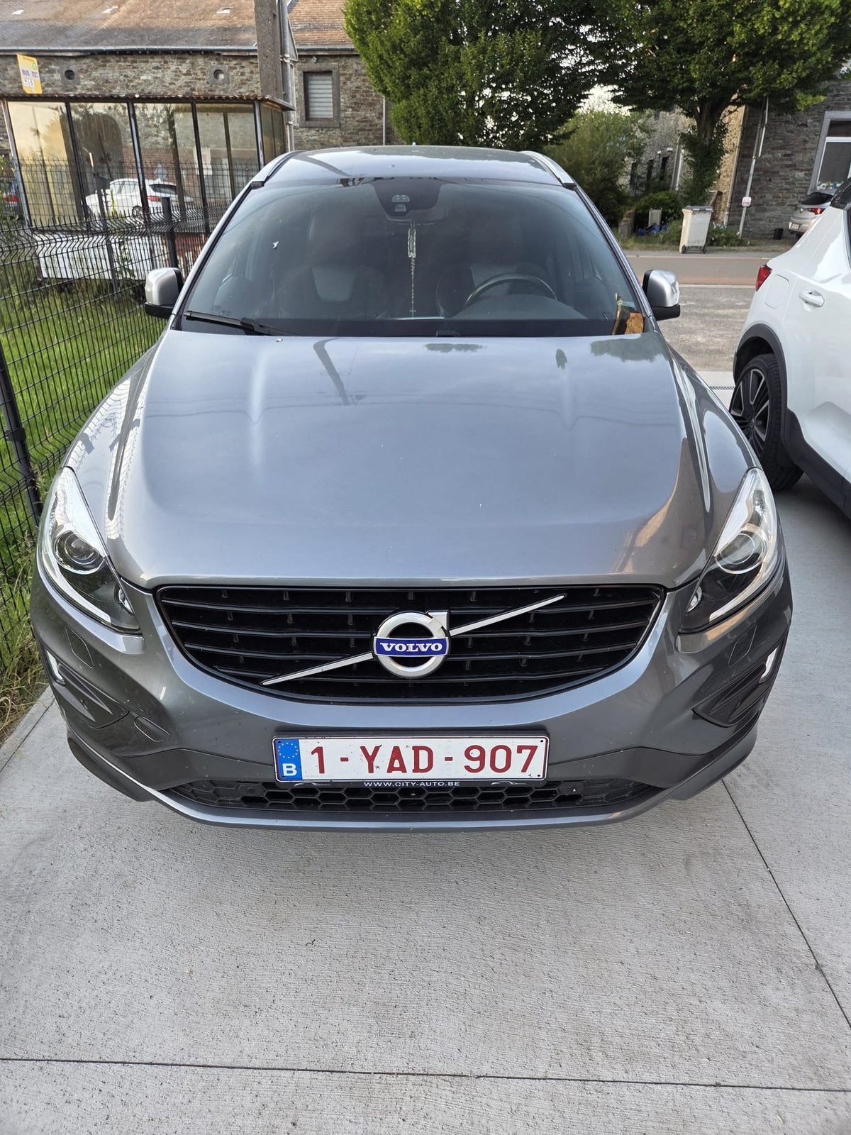Model r design d5 Volvo xc60, Auto's, Volvo, Particulier, XC60, Zetelverwarming, Diesel, Euro 6, Automaat, Leder, Ophalen