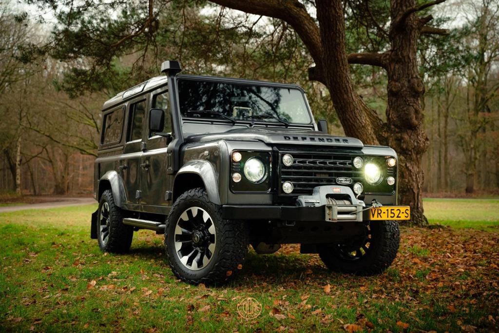 Land Rover Defender 2.2 D SW 110" Adventure Limited Edition, Auto's, Land Rover, 295 g/km, SUV of Terreinwagen, Zilver of Grijs
