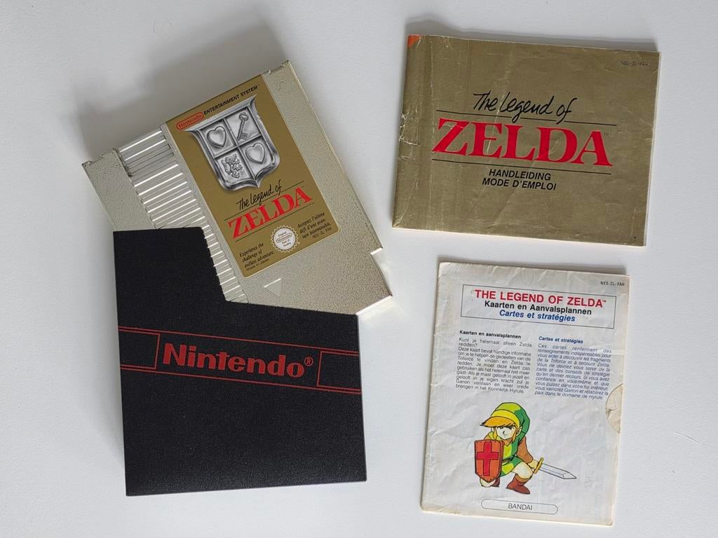 The Legend of ZELDA + map @ Nintendo NES @ 1987, Consoles de jeu & Jeux vidéo, Jeux | Nintendo NES, 1 joueur, Enlèvement ou Envoi