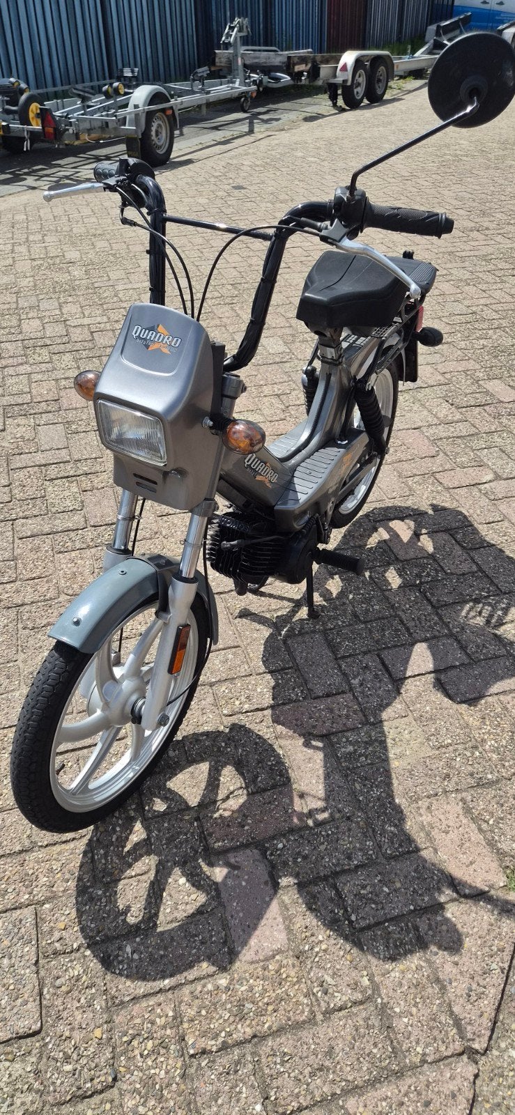 Tomos quadro 2012, Fietsen en Brommers, Brommers | Tomos, Quadro, Ophalen